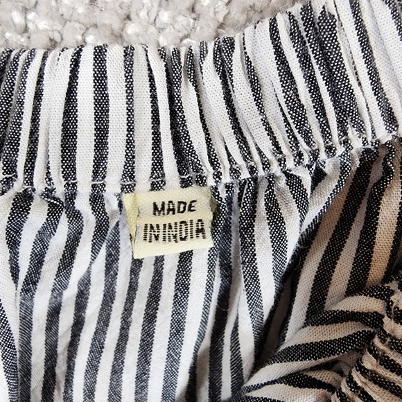 Dylan Railroad Stripe Sun Dress A-Line Midi Womens M Black White Ruffled - Picture 10 of 10